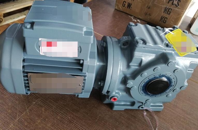 永磁電機(jī)與交流電機(jī)的優(yōu)劣比較（如何選擇最適合自己的電機(jī)）